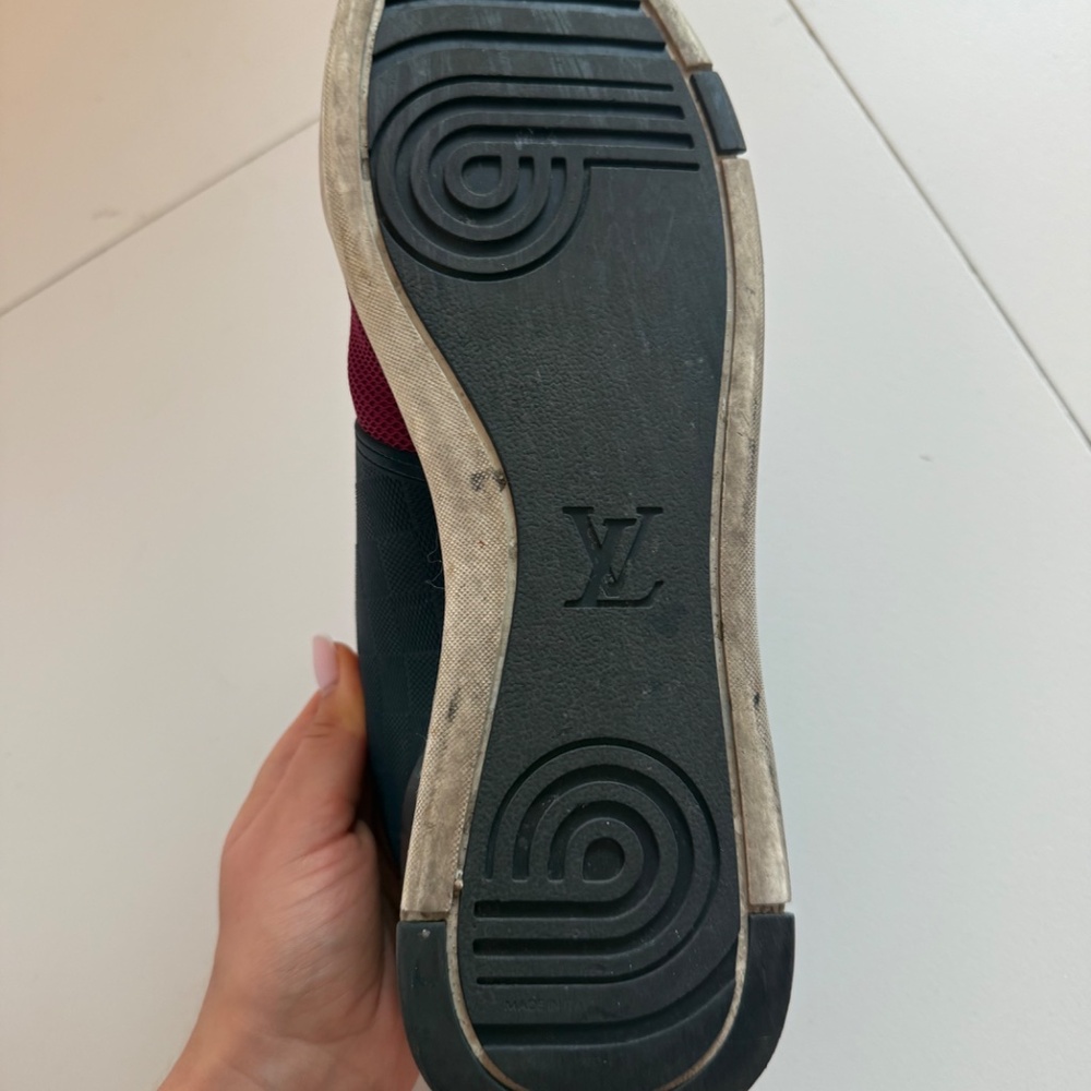 Sneakers - Picture 4 of 4